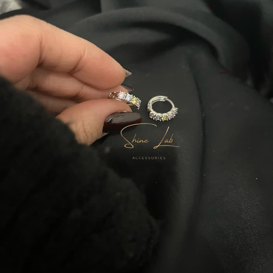 Silver Renkli Taşlı Küpe