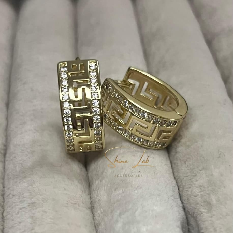 Zirkon Taşlı Küpe 