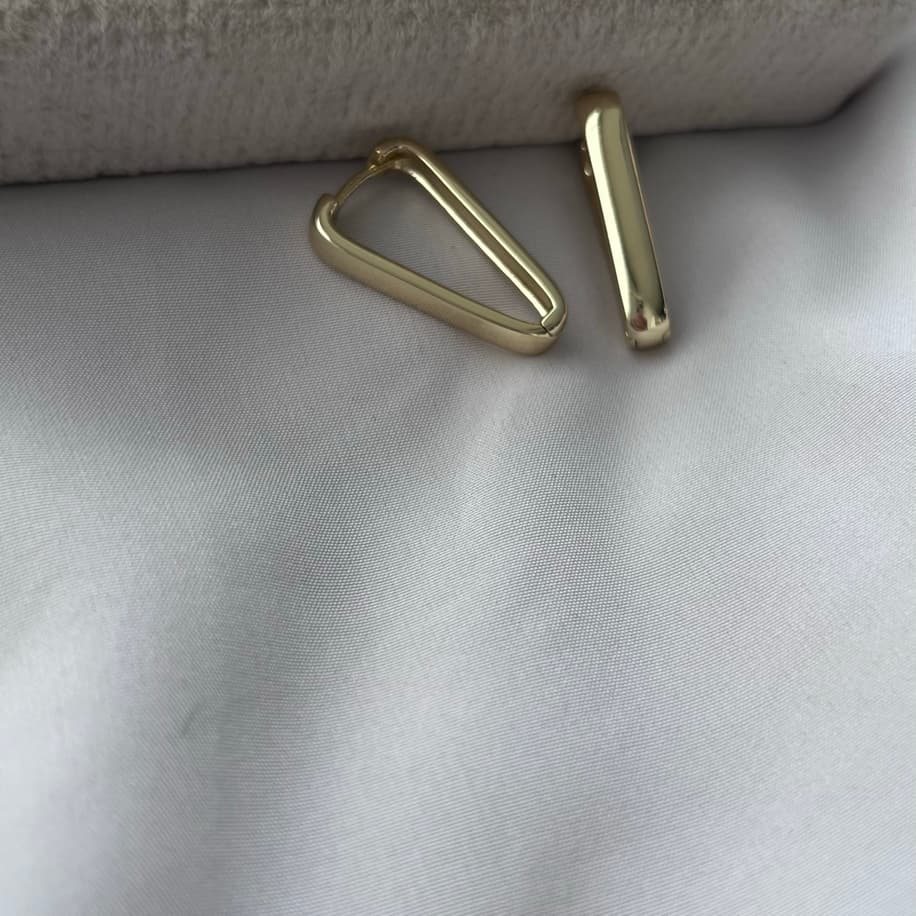 Premium Üçgen Küpe