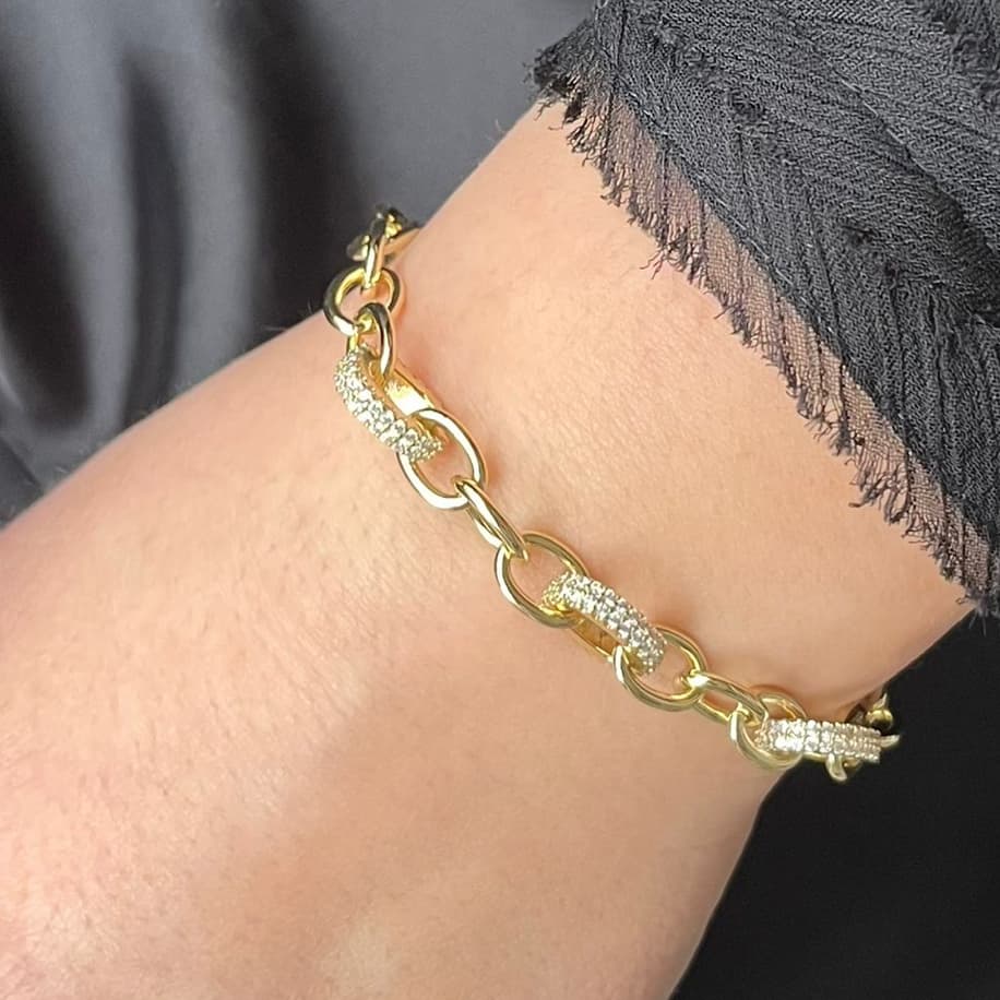 Zirkon Taşlı Halka Model Gold Bileklik