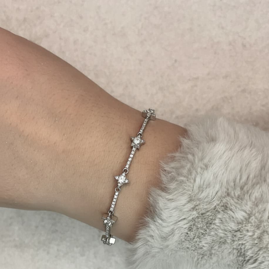 Zirkon Taşlı Yıldız Silver Bileklik